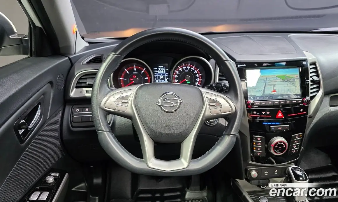 SsangYong TIBOLI 2016 1.6 автомат (гидро), фото 18