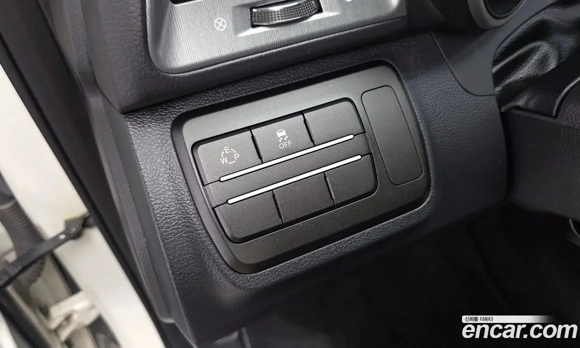 SsangYong TIBOLI 2017 1.6 автомат (гидро), фото 26