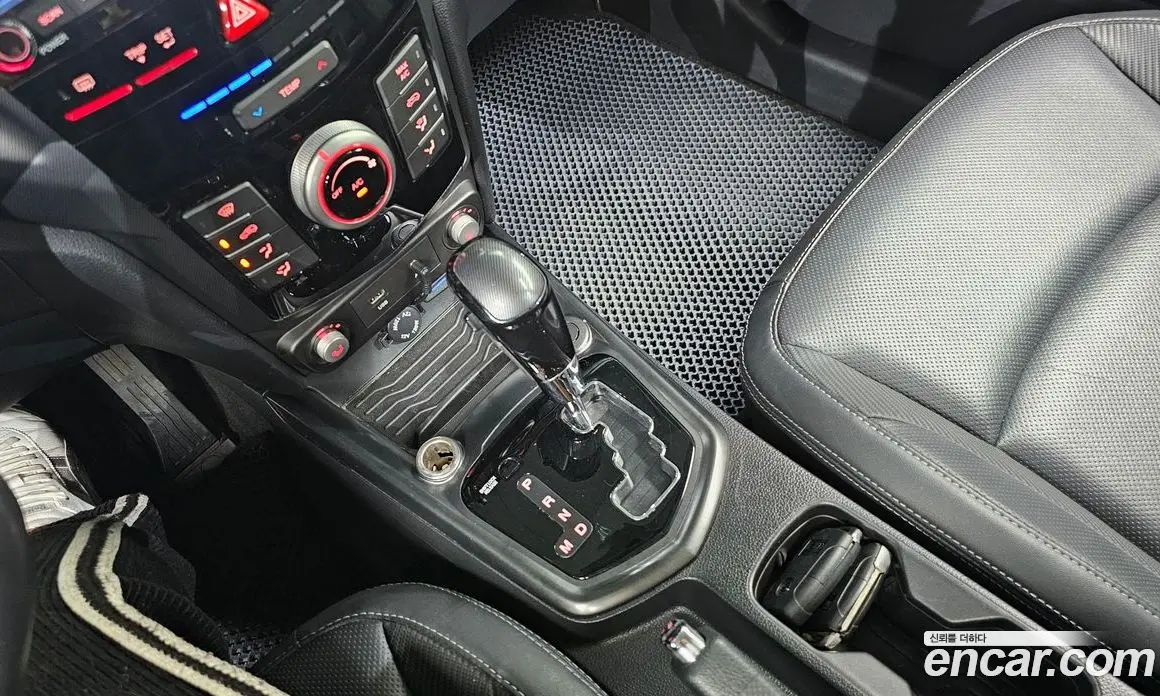 SsangYong TIBOLI 2017 1.6 автомат (гидро), фото 9