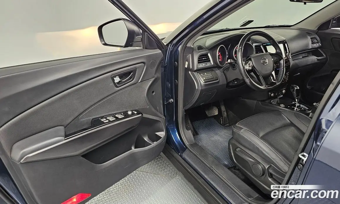 SsangYong TIBOLI 2017 1.6 автомат (гидро), фото 10