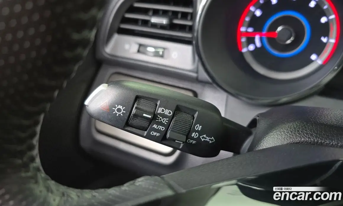SsangYong TIBOLI 2018 1.6 автомат (гидро), фото 12