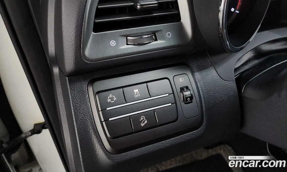 SsangYong TIBOLI 2018 1.6 автомат (гидро), фото 29