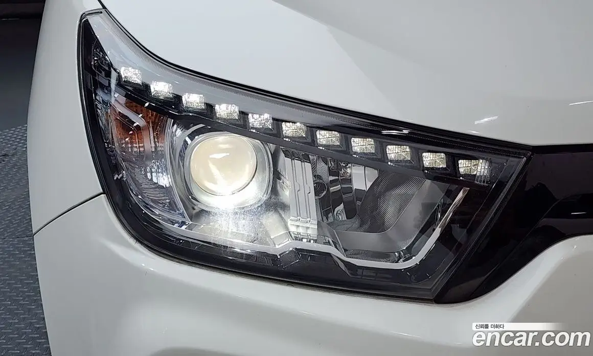 SsangYong TIBOLI 2018 1.6 автомат (гидро), фото 8
