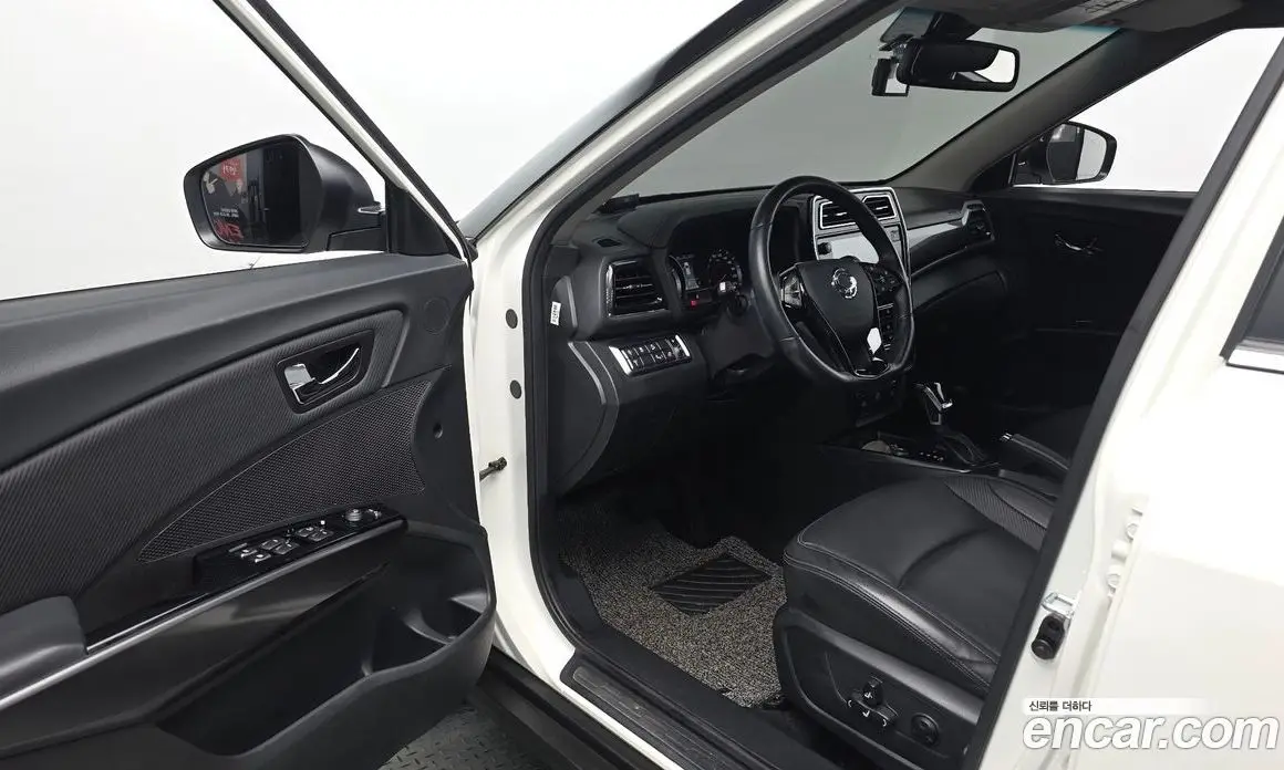 SsangYong TIBOLI 2019 1.5 автомат (гидро), фото 12