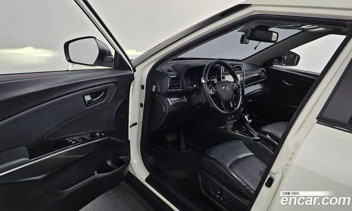 SsangYong TIBOLI 2021 1.5 автомат (гидро), фото 12