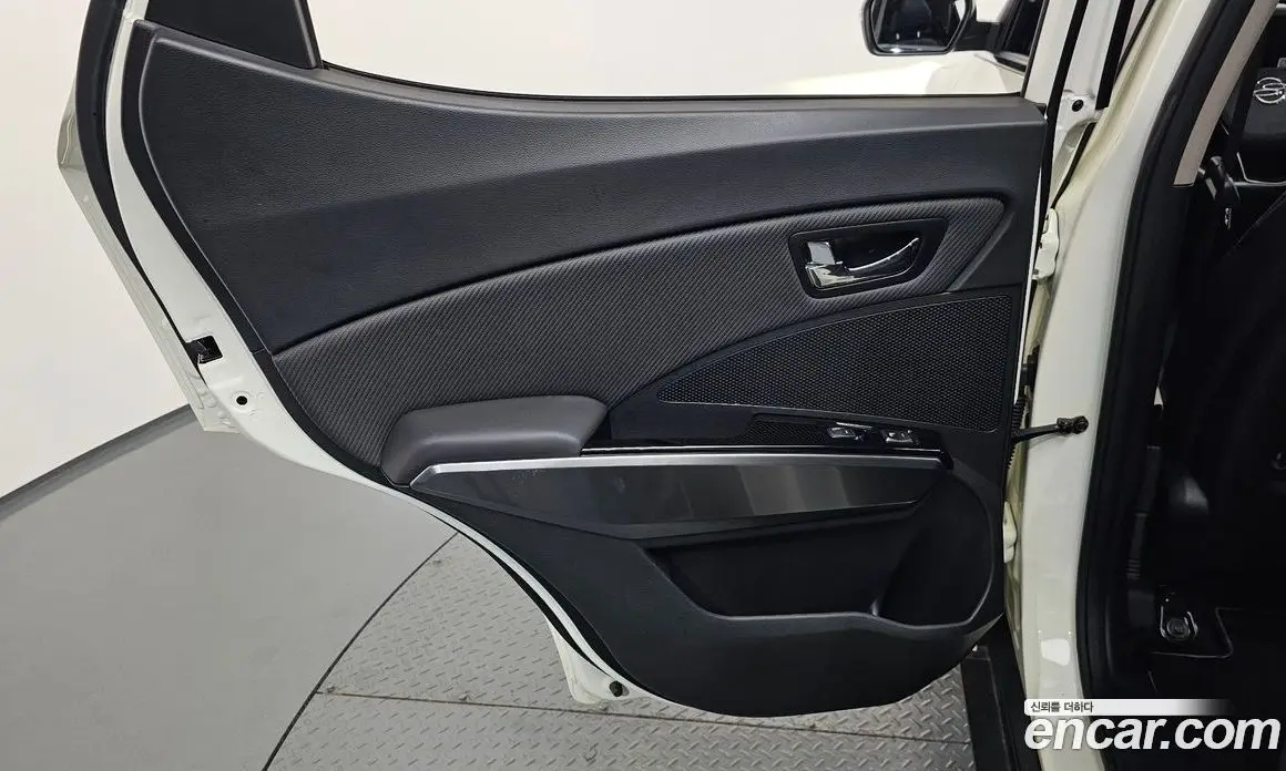 SsangYong TIBOLI 2021 1.5 автомат (гидро), фото 14
