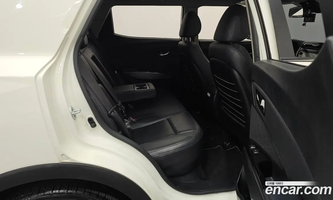 SsangYong TIBOLI 2021 1.5 автомат (гидро), фото 16