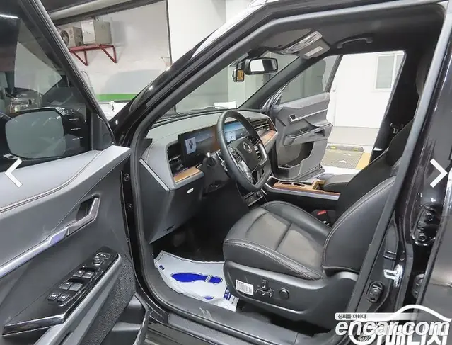SsangYong Torres 2023 1.0 автомат (гидро), миниатюра 11