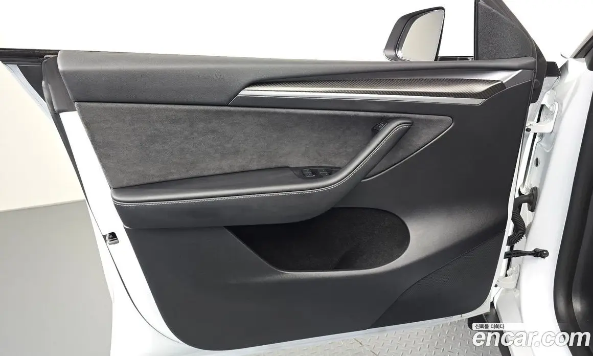 Tesla Model Y 2023 0.2 автомат (гидро), фото 13 Tesla Model Y 2023 0.2 автомат (гидро), фото 13