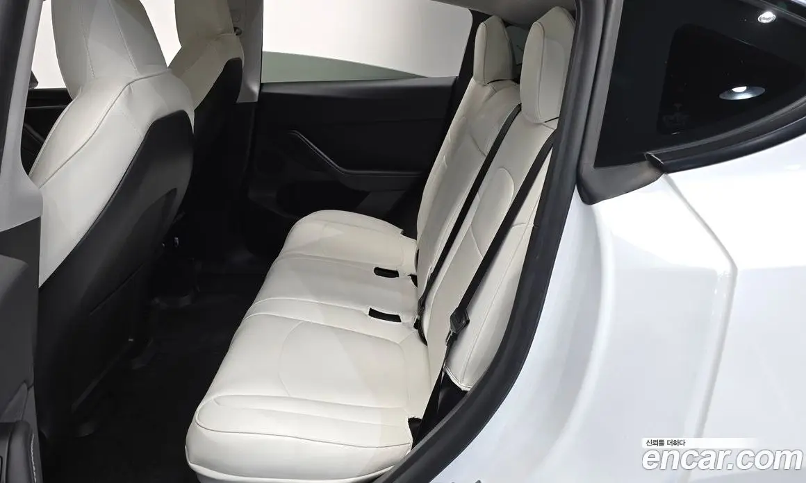 Tesla Model Y 2023 0.2 автомат (гидро), фото 16 Tesla Model Y 2023 0.2 автомат (гидро), фото 16