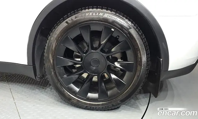 Tesla Model Y 2023 0.2 автомат (гидро), миниатюра 6 Tesla Model Y 2023 0.2 автомат (гидро), миниатюра 6