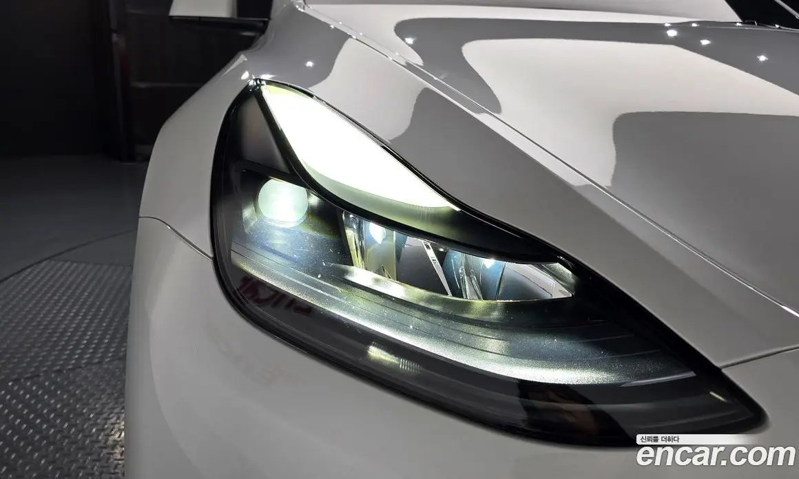 Tesla Model Y 2023 0.2 автомат (гидро), фото 7 Tesla Model Y 2023 0.2 автомат (гидро), фото 7