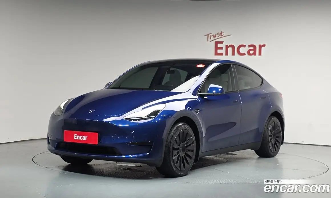 Tesla Model Y 2023 0.2 автомат (гидро), фото 1 Tesla Model Y 2023 0.2 автомат (гидро), фото 1