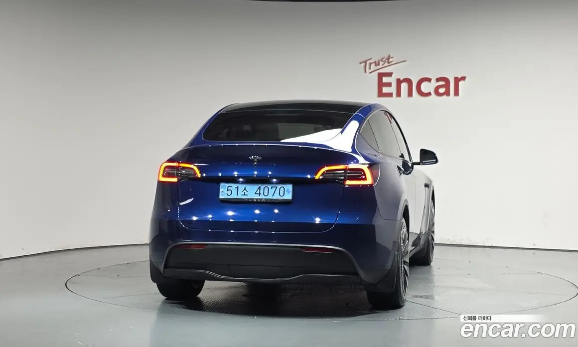 Tesla Model Y 2023 0.2 автомат (гидро), фото 4 Tesla Model Y 2023 0.2 автомат (гидро), фото 4