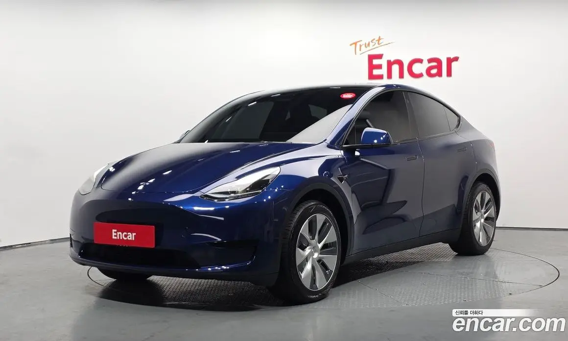 Tesla Model Y 2023 0.2 автомат (гидро), фото 1 Tesla Model Y 2023 0.2 автомат (гидро), фото 1