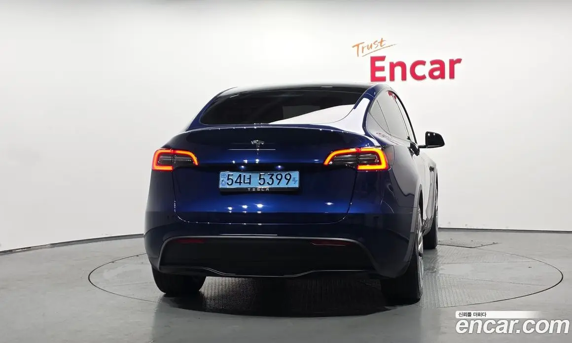 Tesla Model Y 2023 0.2 автомат (гидро), фото 4 Tesla Model Y 2023 0.2 автомат (гидро), фото 4