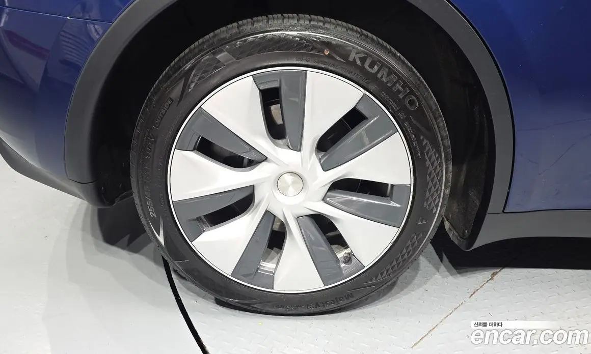 Tesla Model Y 2023 0.2 автомат (гидро), фото 5 Tesla Model Y 2023 0.2 автомат (гидро), фото 5
