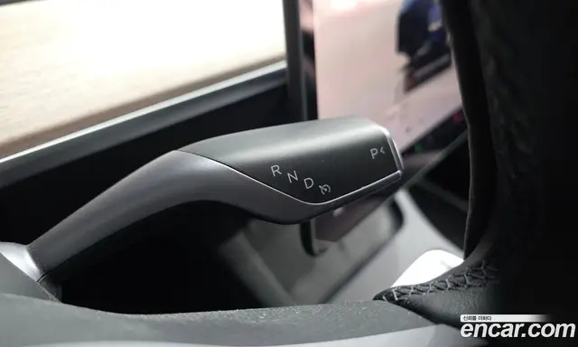 Tesla Model Y 2023 0.2 автомат (гидро), миниатюра 9 Tesla Model Y 2023 0.2 автомат (гидро), миниатюра 9