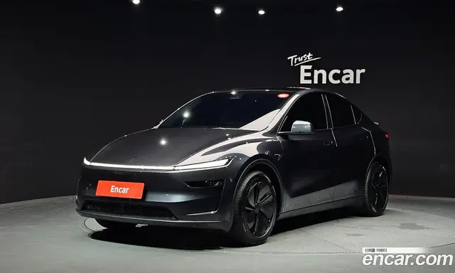 Tesla Model Y 2025 0.2 автомат (гидро), миниатюра 1 Tesla Model Y 2025 0.2 автомат (гидро), миниатюра 1