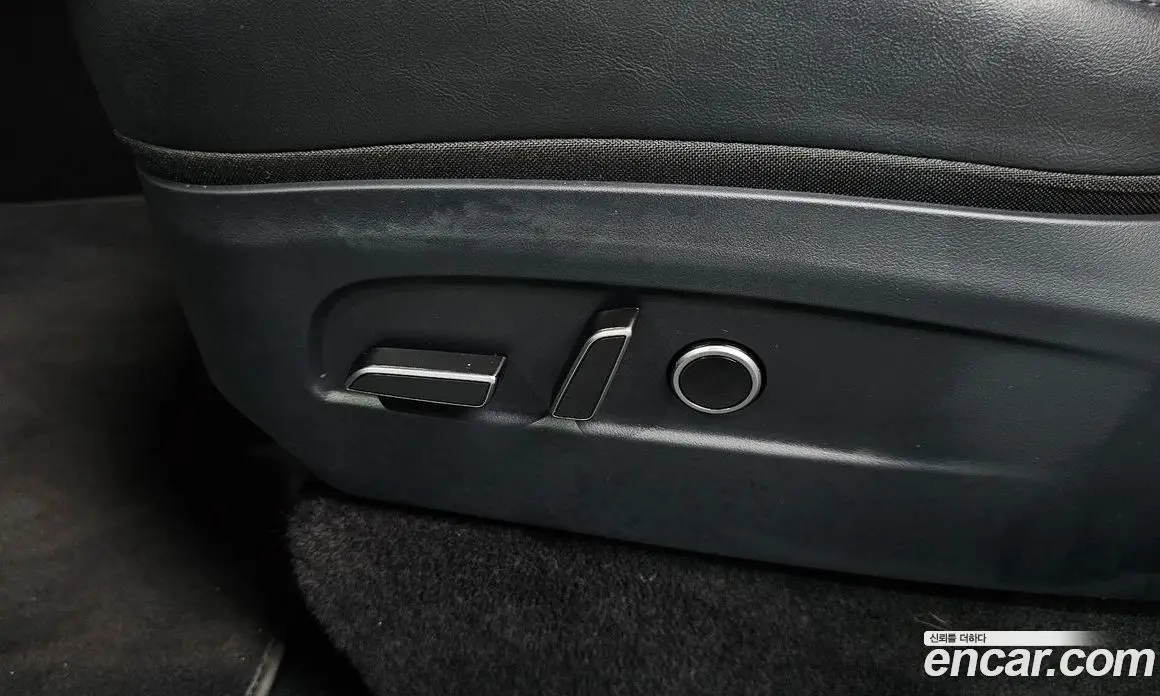 Tesla Model Y 2025 0.2 автомат (гидро), фото 25 Tesla Model Y 2025 0.2 автомат (гидро), фото 25