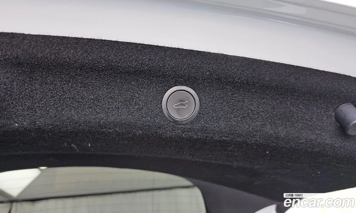 Tesla Model Y 2025 0.2 автомат (гидро), фото 32 Tesla Model Y 2025 0.2 автомат (гидро), фото 32