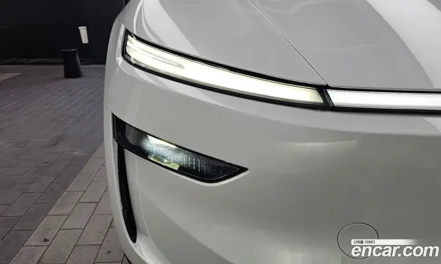 Tesla Model Y 2025 0.2 автомат (гидро), миниатюра 8 Tesla Model Y 2025 0.2 автомат (гидро), миниатюра 8