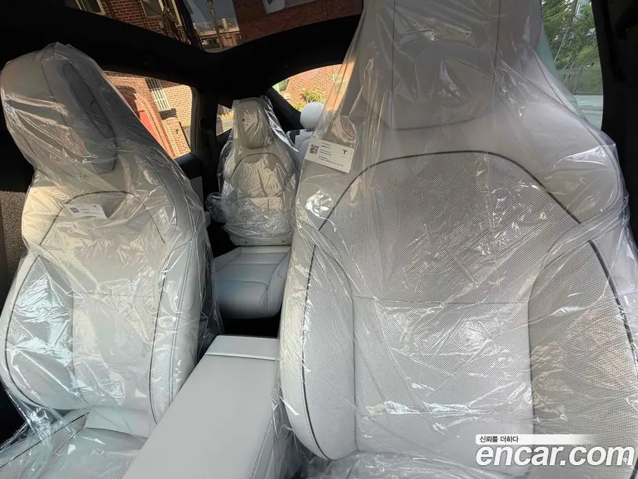 Tesla Model Y 2026 автомат (гидро), фото 2 Tesla Model Y 2026 автомат (гидро), фото 2