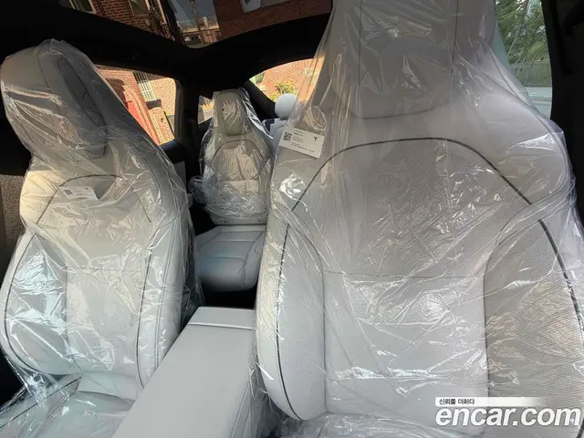 Tesla Model Y 2026 автомат (гидро), миниатюра 2 Tesla Model Y 2026 автомат (гидро), миниатюра 2