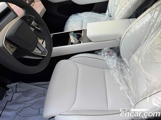 Tesla Model Y 2026 автомат (гидро), миниатюра 6 Tesla Model Y 2026 автомат (гидро), миниатюра 6