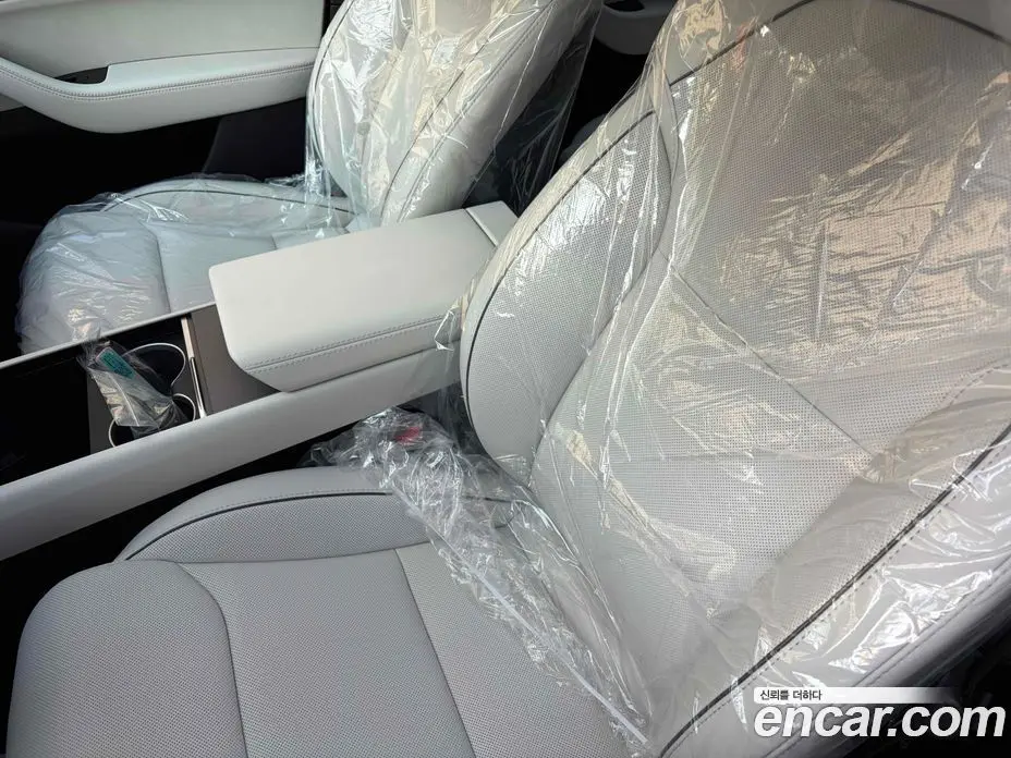 Tesla Model Y 2026 автомат (гидро), фото 7 Tesla Model Y 2026 автомат (гидро), фото 7