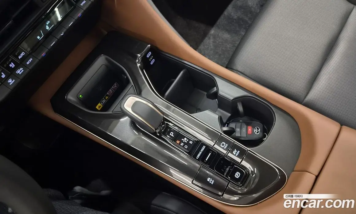 Toyota Crown 2025 2.5 автомат (вариатор), фото 9 Toyota Crown 2025 2.5 автомат (вариатор), фото 9
