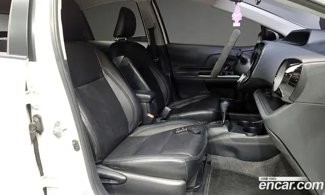 Toyota Prius 2018 1.5 автомат (гидро), миниатюра 11 Toyota Prius 2018 1.5 автомат (гидро), миниатюра 11