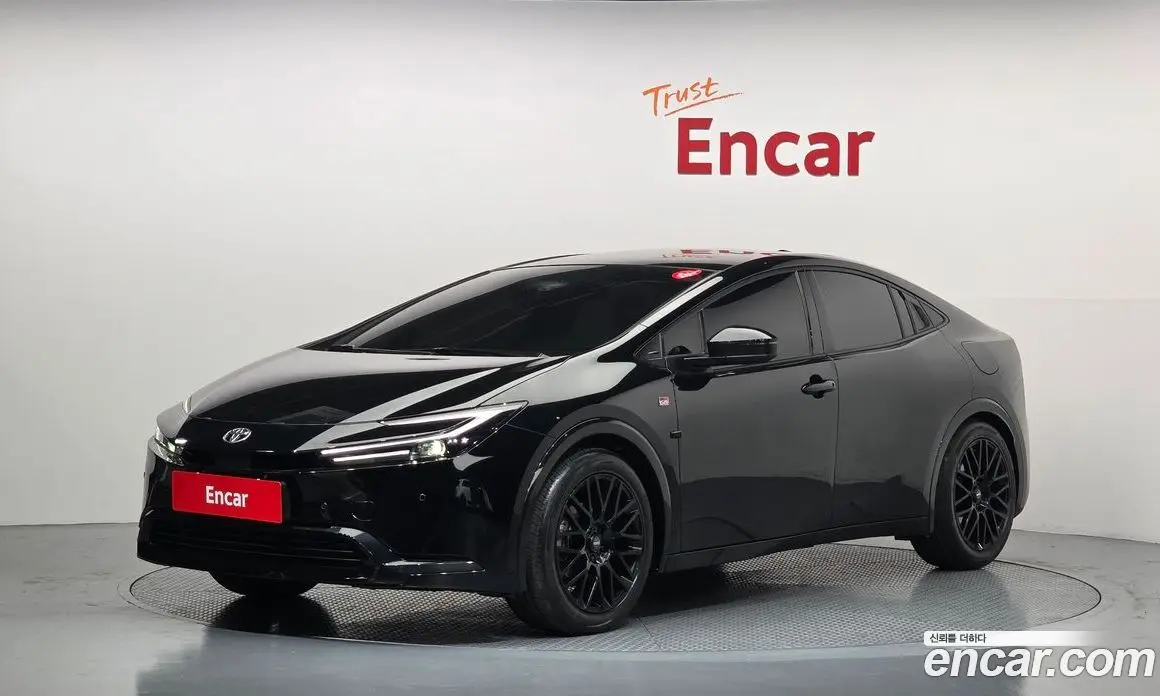 Toyota Prius 2025 2.0 автомат (гидро), фото 1 Toyota Prius 2025 2.0 автомат (гидро), фото 1