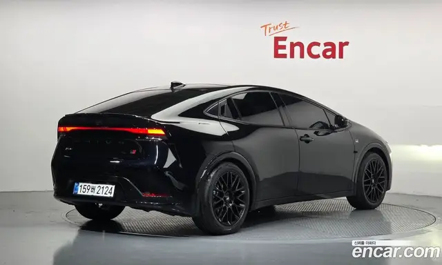 Toyota Prius 2025 2.0 автомат (гидро), миниатюра 2 Toyota Prius 2025 2.0 автомат (гидро), миниатюра 2