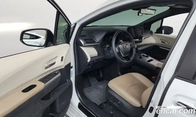 Toyota Sienna 2023 2.5 автомат (гидро), миниатюра 10 Toyota Sienna 2023 2.5 автомат (гидро), миниатюра 10
