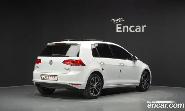 Volkswagen Golf 2013 2.0 автомат (гидро), миниатюра 2