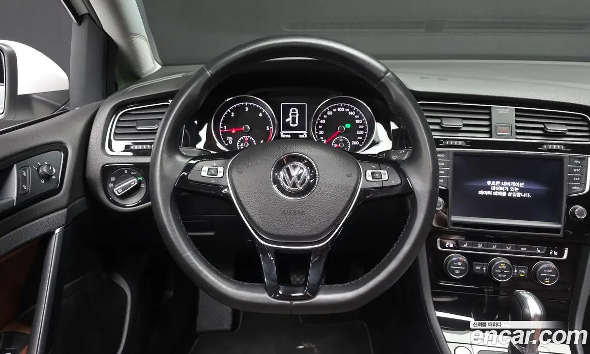 Volkswagen Golf 2013 2.0 автомат (гидро), фото 14