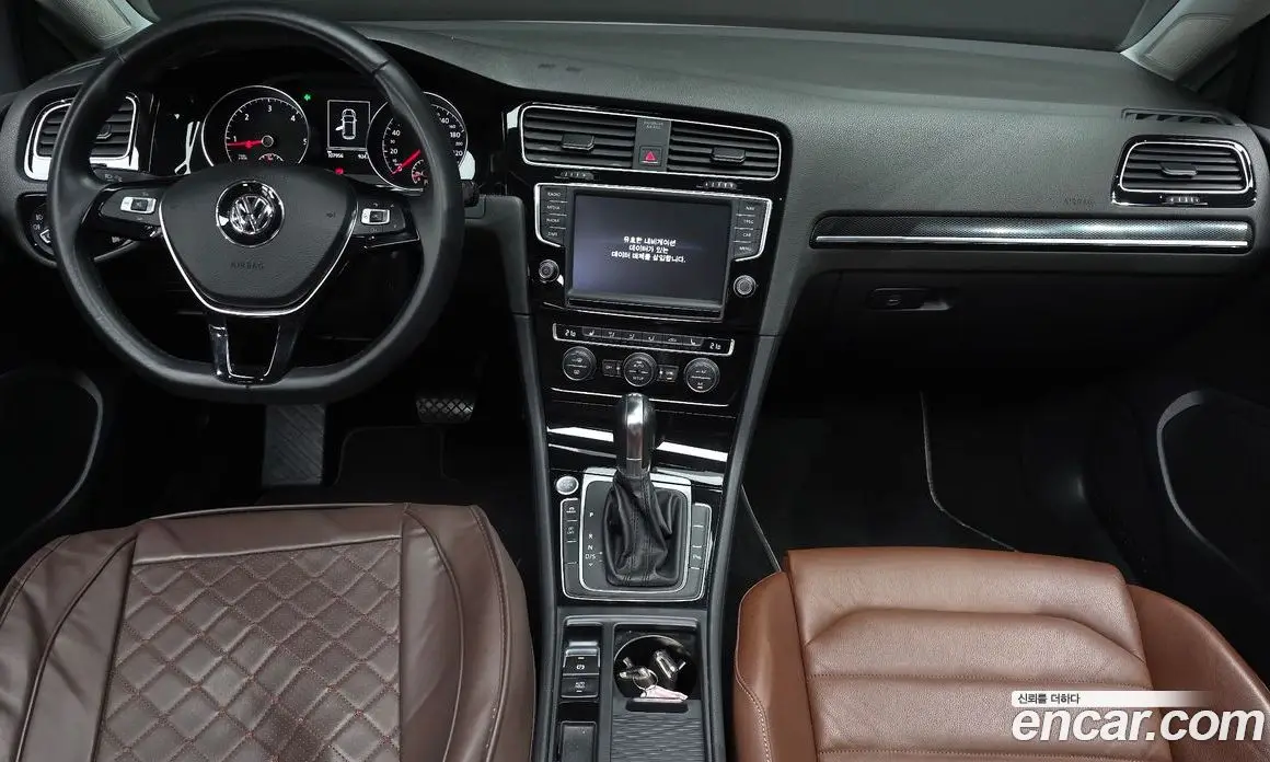 Volkswagen Golf 2013 2.0 автомат (гидро), фото 7
