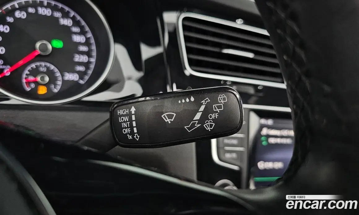 Volkswagen Golf 2015 2.0 автомат (гидро), фото 20