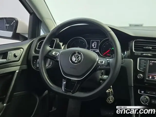 Volkswagen Golf 2016 2.0 автомат (гидро), миниатюра 9 Volkswagen Golf 2016 2.0 автомат (гидро), миниатюра 9