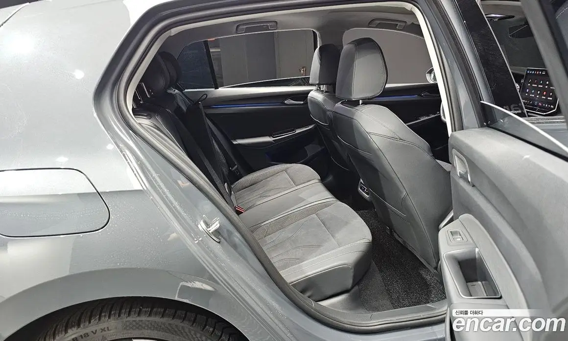 Volkswagen Golf 2025 2.0 автомат (гидро), фото 17