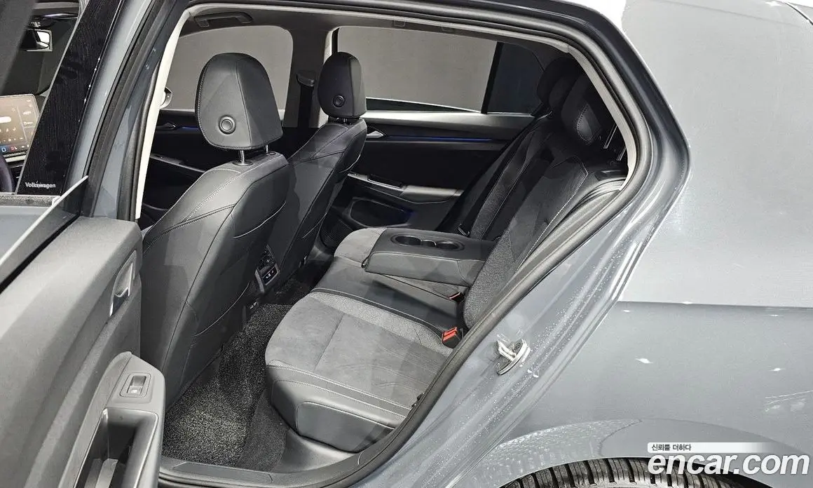 Volkswagen Golf 2025 2.0 автомат (гидро), фото 18