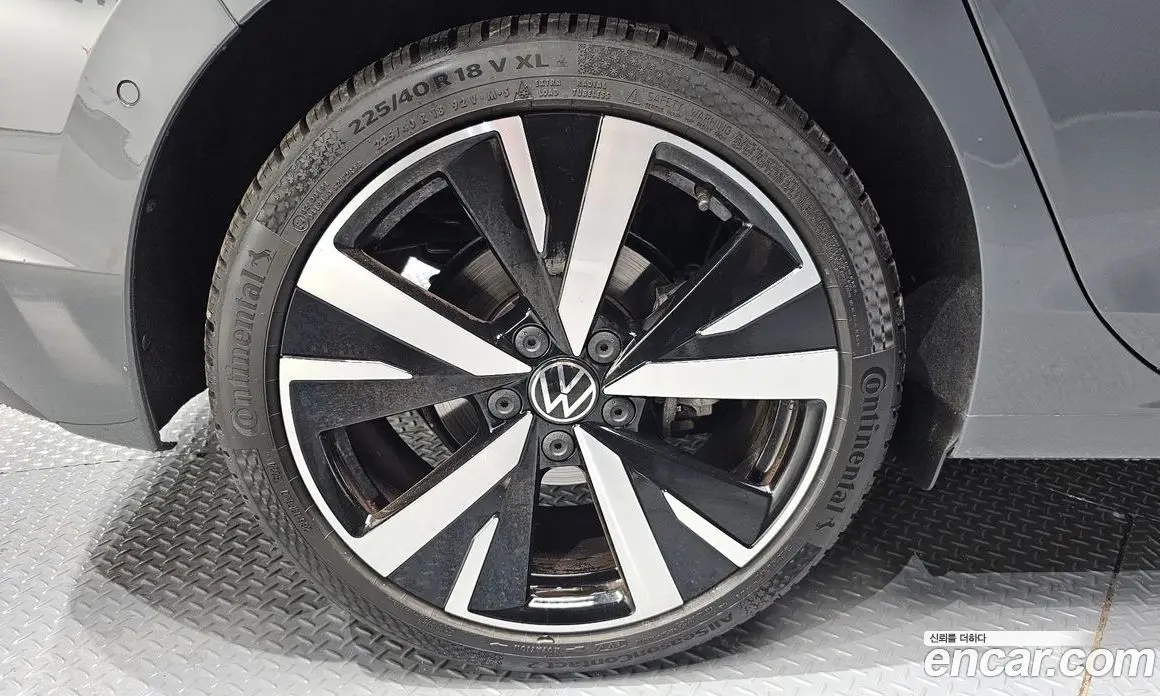 Volkswagen Golf 2025 2.0 автомат (гидро), фото 7