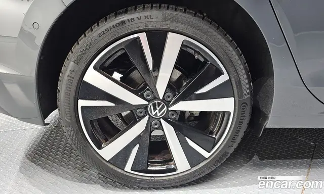Volkswagen Golf 2025 2.0 автомат (гидро), миниатюра 7