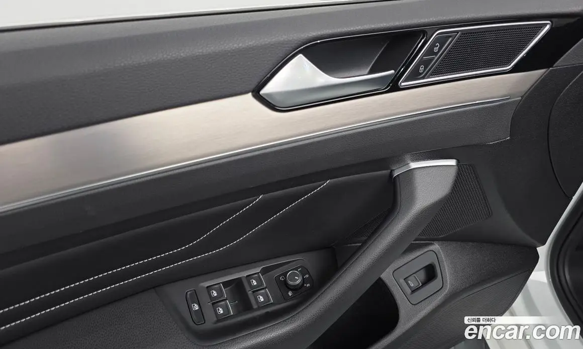Volkswagen Passat 2022 2.0 автомат (гидро), фото 19