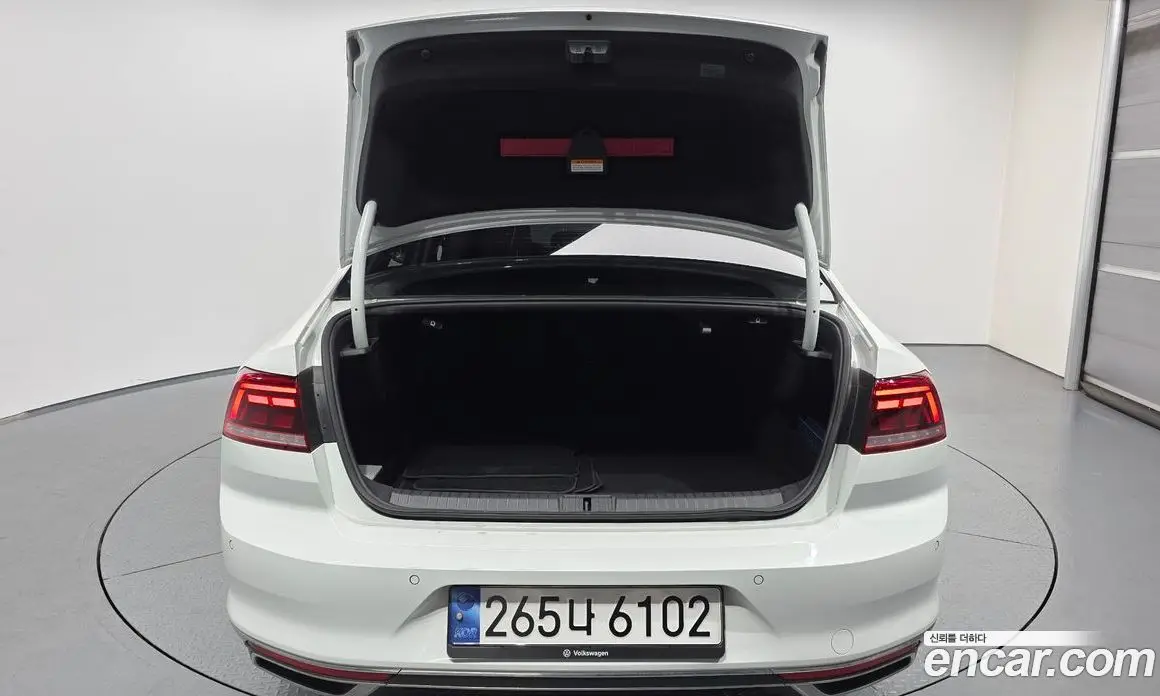 Volkswagen Passat 2022 2.0 автомат (гидро), фото 26