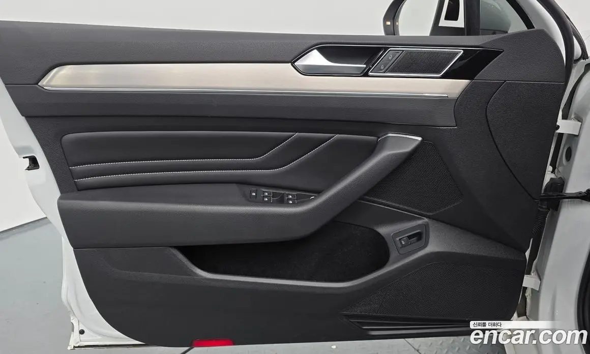 Volkswagen Passat 2022 2.0 автомат (гидро), фото 27