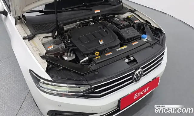 Volkswagen Passat 2022 2.0 автомат (гидро), миниатюра 6