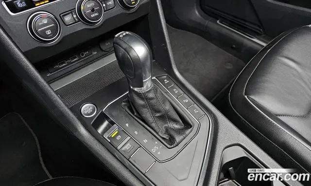 Volkswagen Tiguan 2018 2.0 автомат (гидро), миниатюра 11