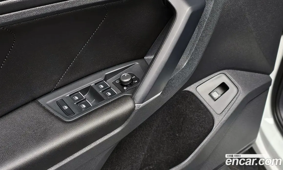 Volkswagen Tiguan 2018 2.0 автомат (гидро), фото 28